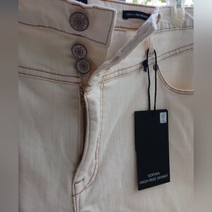 NWT Nine‎ West Sz.16 Women's  Jeans.( Sophia)